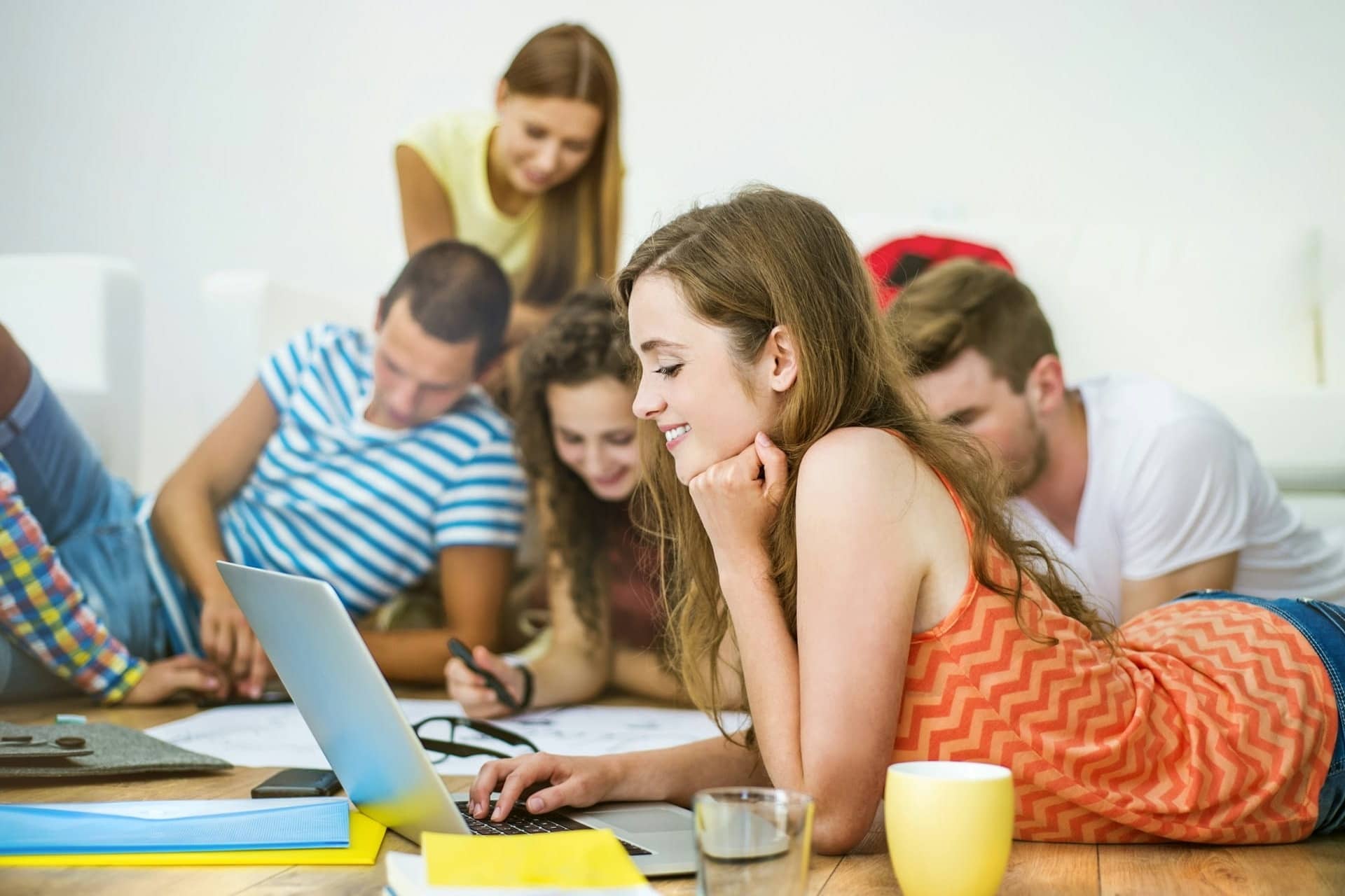 Discovering Beneficial Online Education Programs